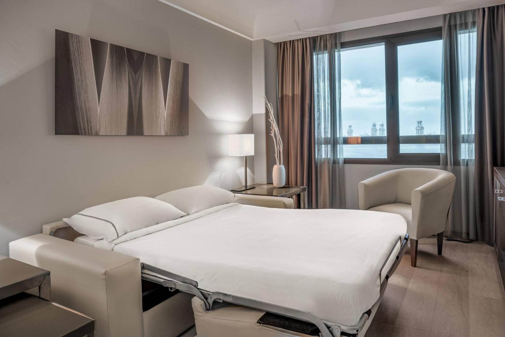 Ac Hotel Iberia Las Palmas By Marriott Ngoại thất bức ảnh